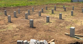 Фундамент на забивных жб сваях под ключ в Киржаче - фундамент из забивных железобетонных свай цена от 3108 руб/м2